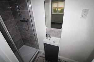 En suite shower room- click for photo gallery